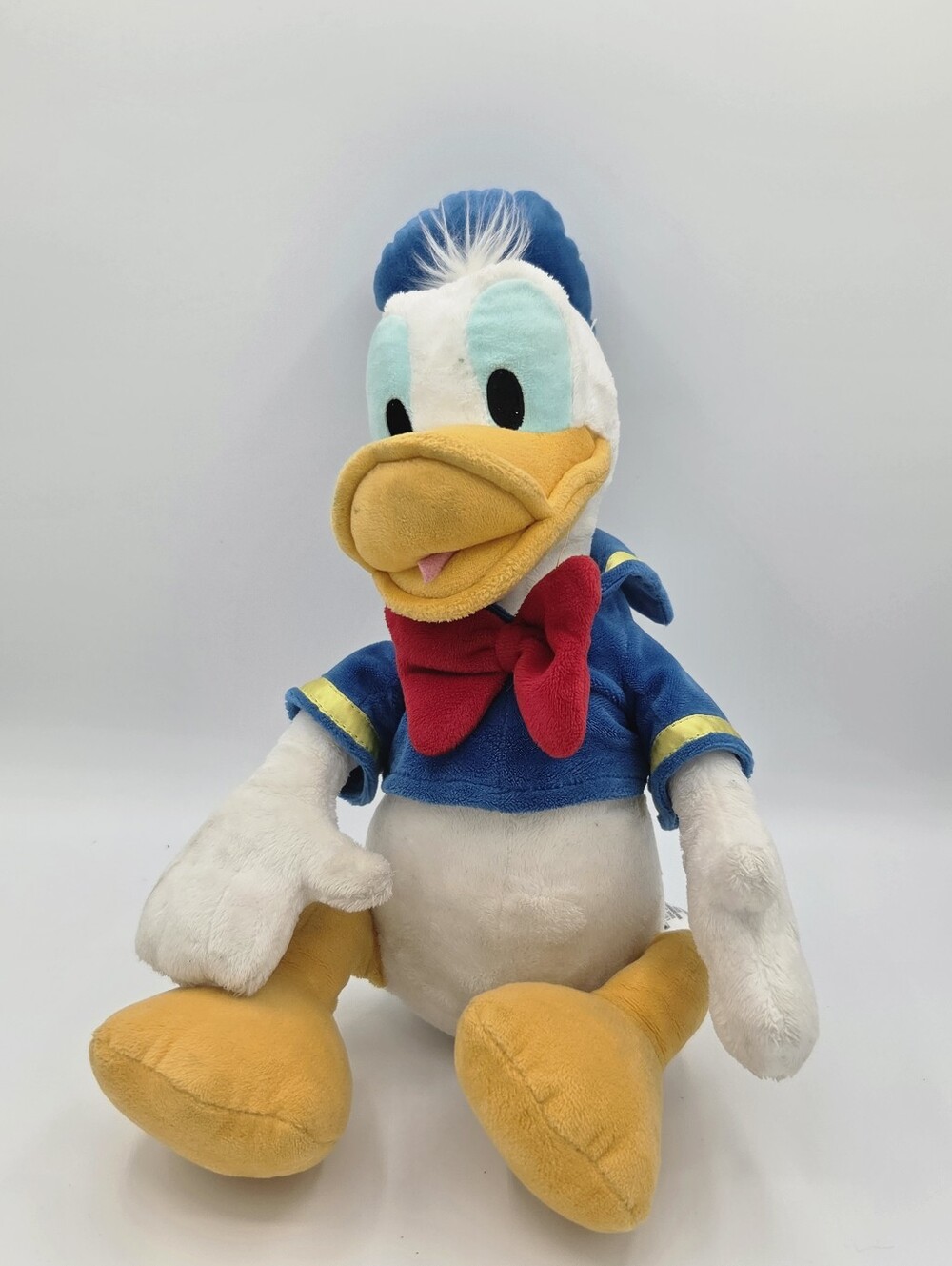 Disney Donald Duck Plush Stuffed Animal Sailor Outfit Red Bow 2002 Vintage 18in